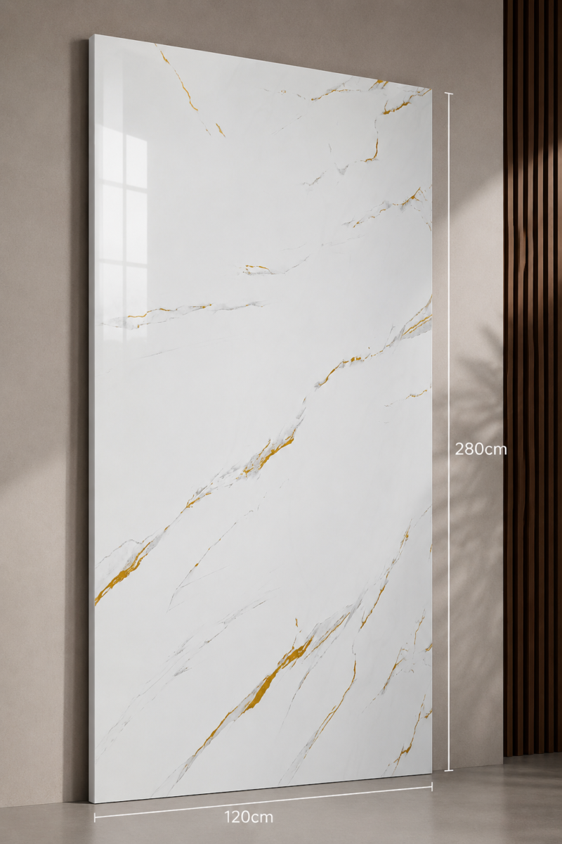 ba289b2b-ff60-4b99-a3d4-a3291889161c PVC Marmerlook Wandpanelen120x280 cm Luxe Uitstraling & Eenvoudige Montage (white with gold silver strip)